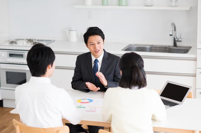 老後資金のためにみんないくら貯めてる？老後までに必要な貯金額とは