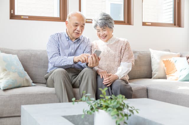 老後資金に備える保険とは？老後貯蓄のためのおすすめ保険や投資紹介