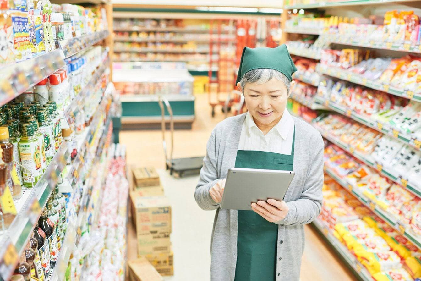 65歳以降も働かないと生きていけない？高齢者就業率に見る老後資産の危機