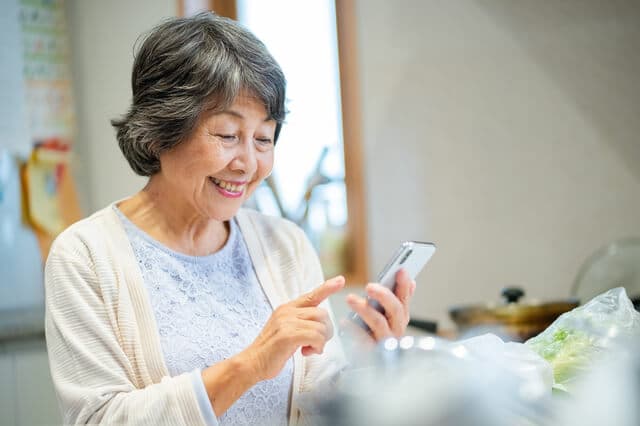 シニアにおすすめ！老後の生活を豊かにするサブスクを紹介！