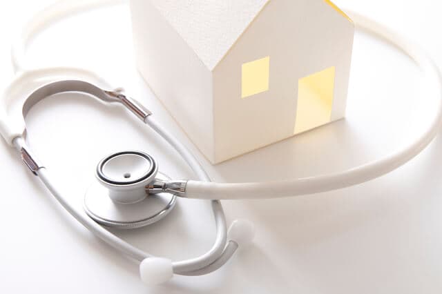 パーキンソン病の医療費支援制度｜訪問看護は医療保険？介護保険？