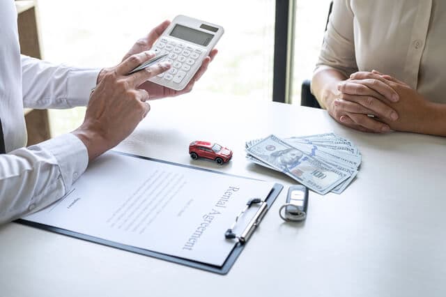 礼金の金額の相場や平均は？関東と関西（東京と大阪）に分けて紹介！