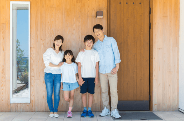 子どもにお小遣いはいくら渡す？学年別の平均金額や渡し方