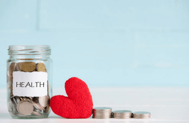 花粉症による経済的影響は？花粉症のための企業の福利厚生なども紹介