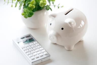 生活保護受給中の貯金額の上限はいくらまで？貯金はバレると打ち切り？のサムネイル画像