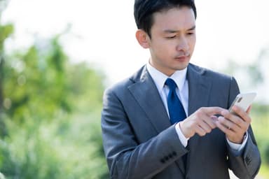 公務員には就業不能保険は必要ない？必要性の高い人は？のサムネイル画像