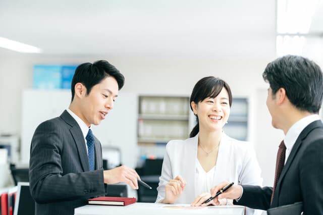 中小企業における会社経営の悩みの相談先8選！相談料の相場も解説