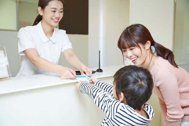 歯の矯正が生命保険の対象になる場合とは|医療費控除は受けれるの？