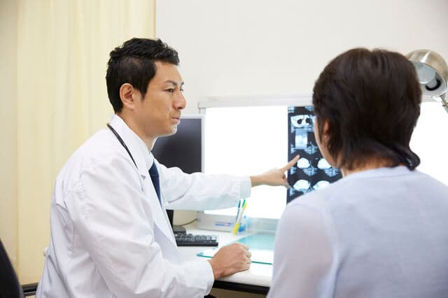 子宮頸がんだと保険に入れない？保険金や治療費についてプロが徹底解説