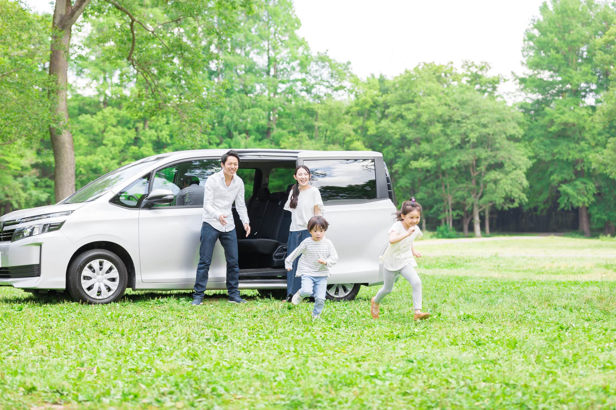 年収900万の車選びのコツを解説！おすすめの車もメーカー別に紹介