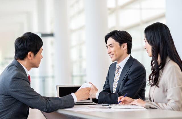 住宅ローン控除と築年数の関係は？控除を受けるための条件や控除額について解説