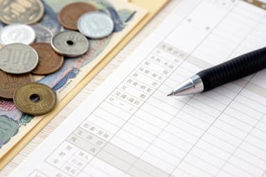 奨学金継続の可否はいつわかる？確認方法から継続願の提出まで解説のサムネイル画像