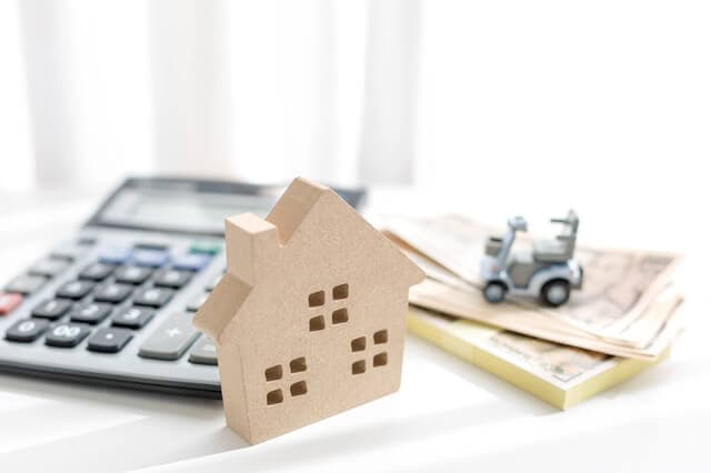 住宅ローンは保証人なしで組める？連帯保証人が必要になるケースとリスクを徹底解説