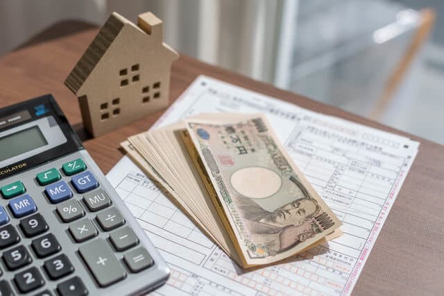 年収350万の手取り額は？生活レベルから家賃やローンの相場まで解説