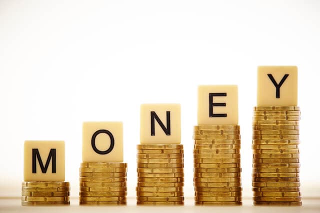 個人年金保険のメリット・デメリットや選び方をわかりやすく解説