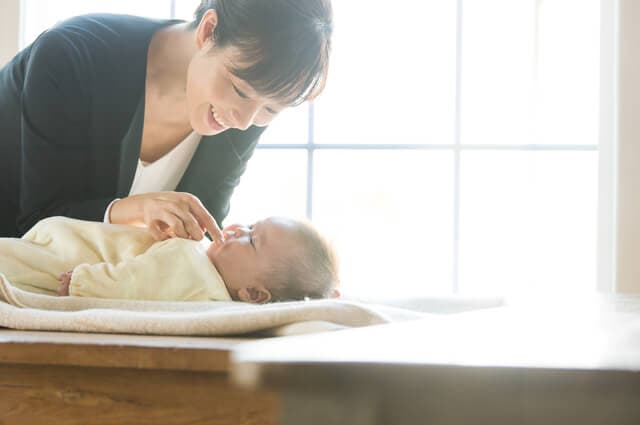 出産・子育てでかかる費用・受け取れるお金は？出産費用内訳を紹介