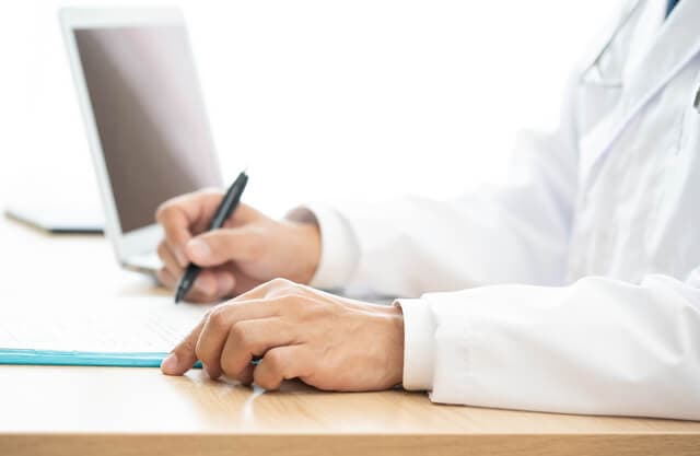 奨学金継続願の書き方とは？奨学金利用者が例文や注意点まで徹底解説