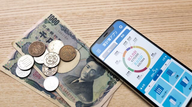 お金がない時に使えるアプリを紹介！お金を借りるアプリから小遣い稼ぎまで
