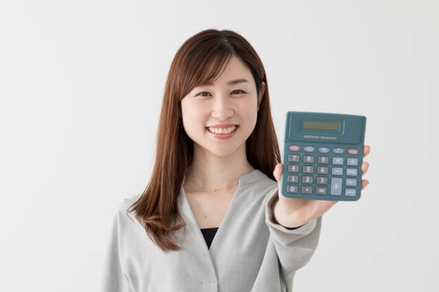 年収200万円の女性は？生活レベルは低い？女性の貧困の実態！