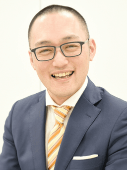 小山 秀人